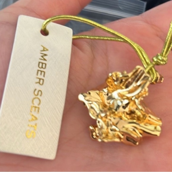 $225 Amber Sceats Reese Earrings 24KT Gold Plated Statement Piece - Picture 4 of 6